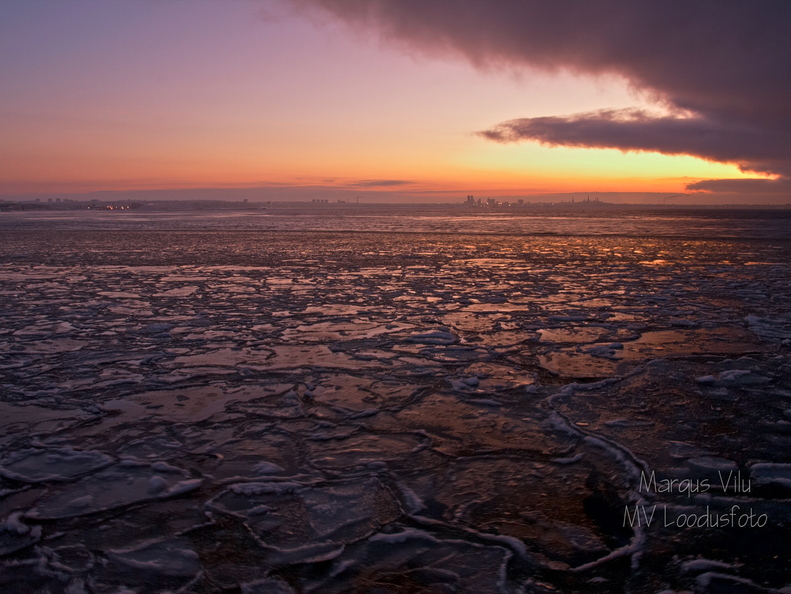 Mere jäätumine Merivälja kai juures