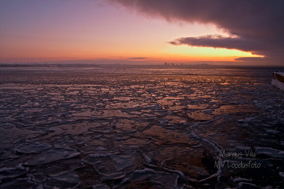 Mere jäätumine Merivälja kai juures