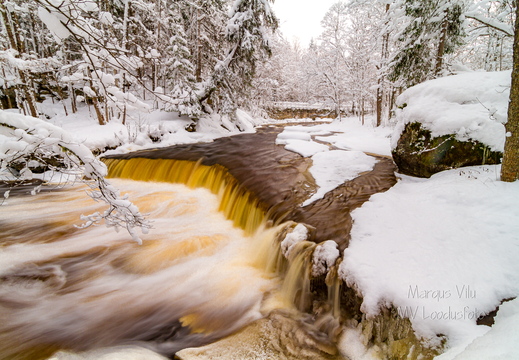  Nõmmeveski juga talvel